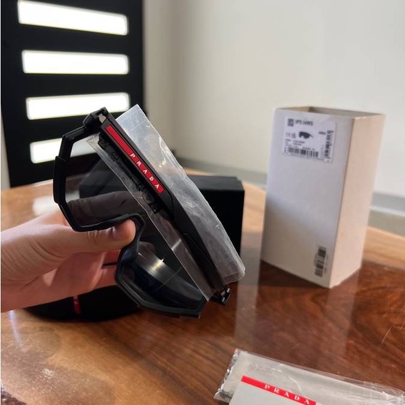 Prada Linea Rossa SPS 04WS Rubber Black/Dark Grey Men's Sunglasses - Picture 4 of 7